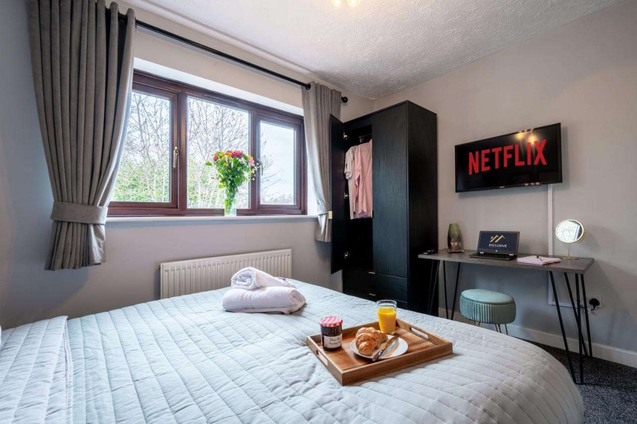 Yew Tree House Contractor / Family Home Free Netflix Fast Wifi Near Dudley/Birmingham Cradley Heath エクステリア 写真