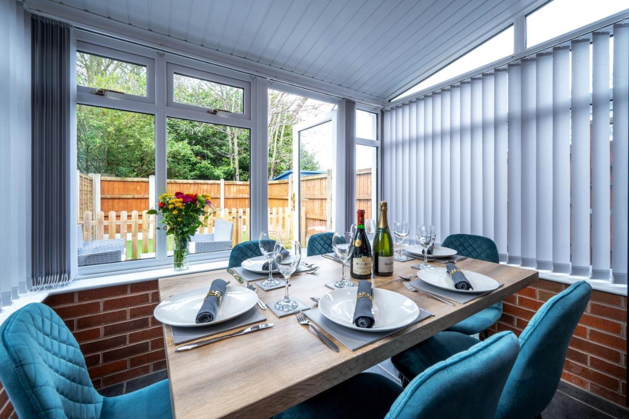 Yew Tree House Contractor / Family Home Free Netflix Fast Wifi Near Dudley/Birmingham Cradley Heath エクステリア 写真