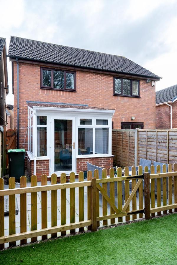 Yew Tree House Contractor / Family Home Free Netflix Fast Wifi Near Dudley/Birmingham Cradley Heath エクステリア 写真