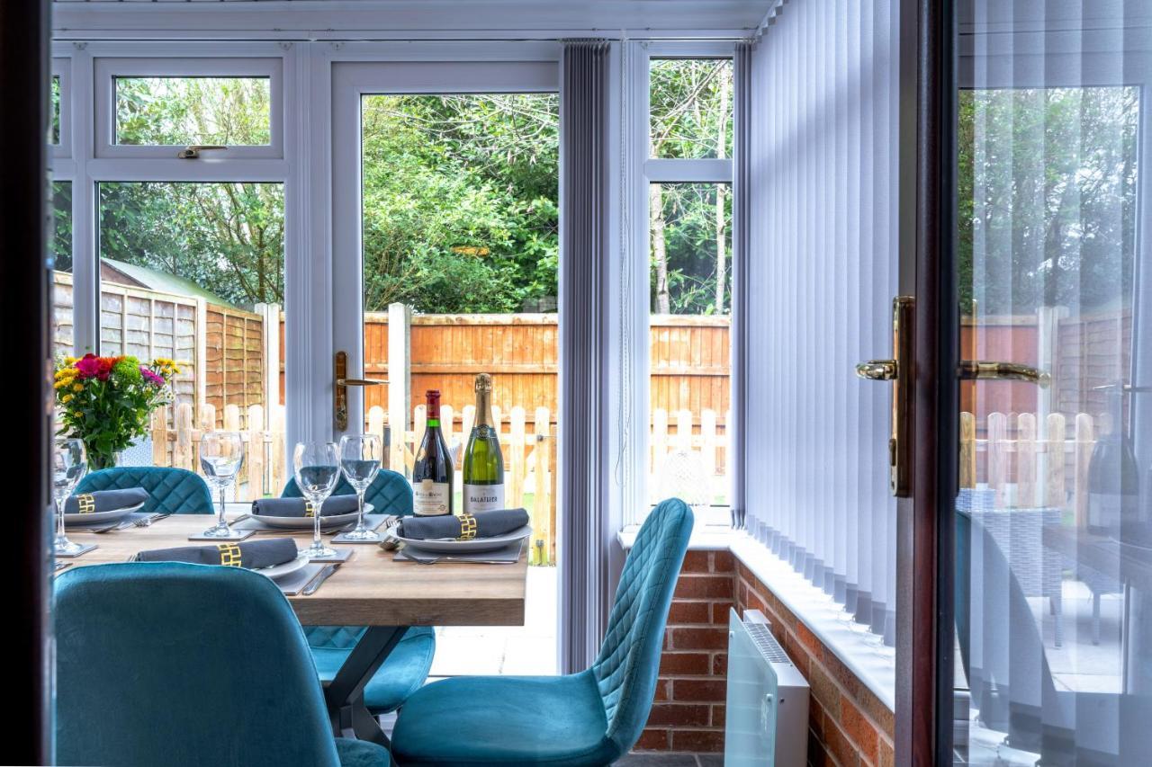 Yew Tree House Contractor / Family Home Free Netflix Fast Wifi Near Dudley/Birmingham Cradley Heath エクステリア 写真